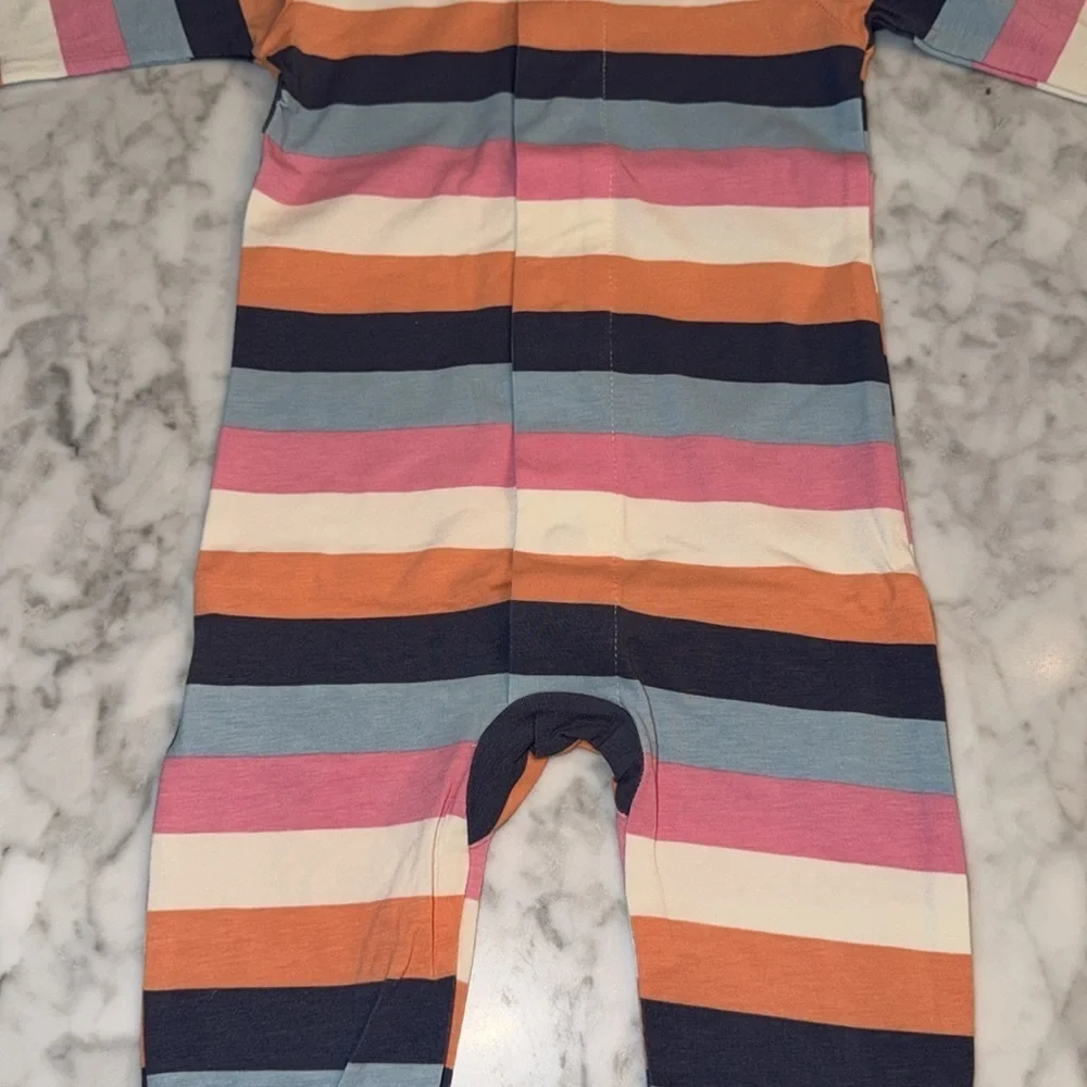 NWT MAGNETIC ME STRIPPED ORGANIC COTTON FOOTIE 9/12M